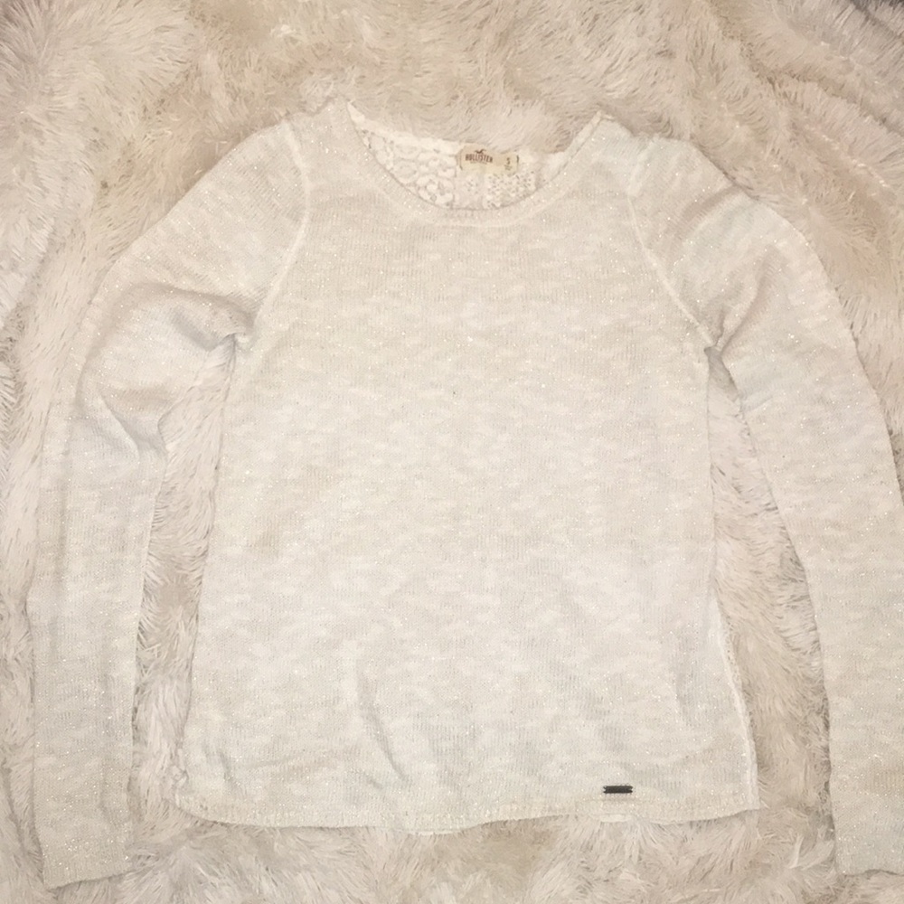 HOLLISTER LACE SWEATER